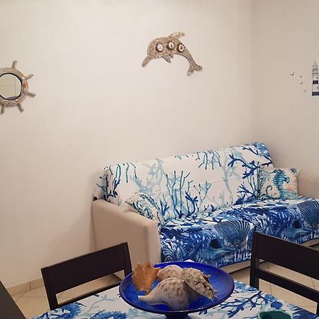 Appartamento Bluewater Ла Мадалена Екстериор снимка