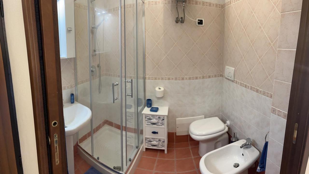 Appartamento Bluewater Ла Мадалена Екстериор снимка