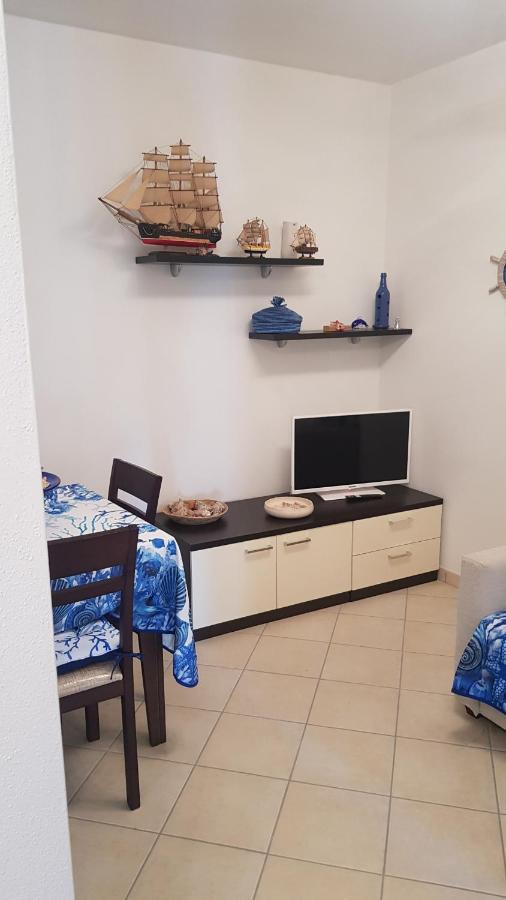 Appartamento Bluewater Ла Мадалена Екстериор снимка